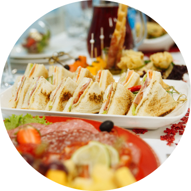 Заказать завтраки для гостей и сотрудников