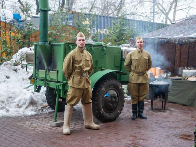 Армейская кухня на масленицу