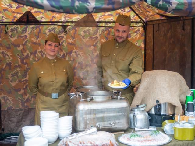 Военное питание на массовые гуляния